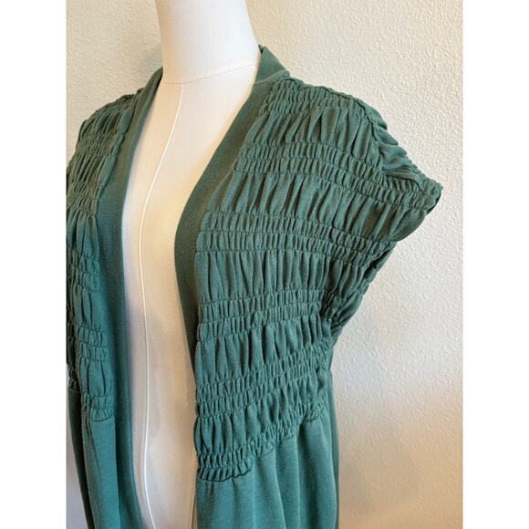 LULAROE Kaylin Cardigan Green Smocked Short Sleeve Fall Layering | Medium - Picture 4 of 7